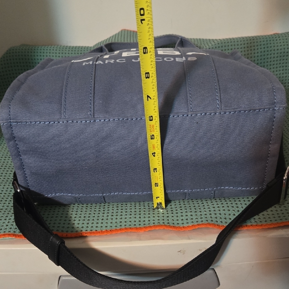 Marc Jacobs Gray Tote Bag - Picture 6 of 16